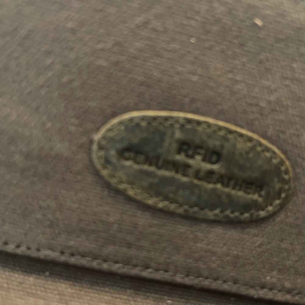 Rustic Vintage RFID Wallet - Picture 6 of 7